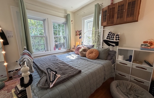 10 LINDALL PL