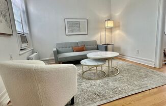 2 beds, 1 bath, 750 sqft, $2,600, Unit 2C
