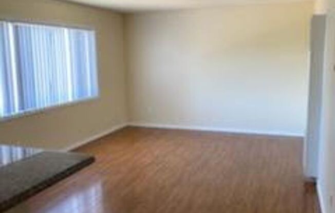 McClemont Avenue Apartments