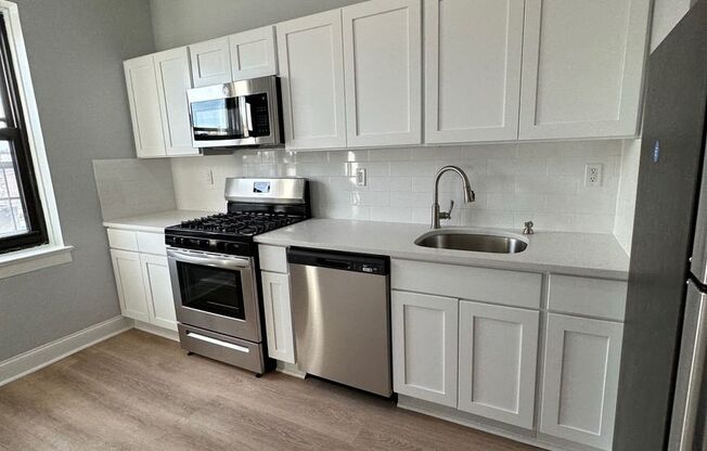 1 bed, 1 bath, $1,850, Unit B43