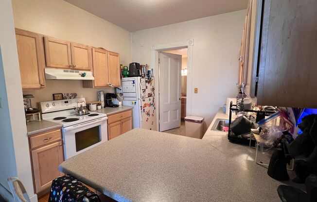 2 beds, 1 bath, 1,073 sqft, $1,795, Unit 203