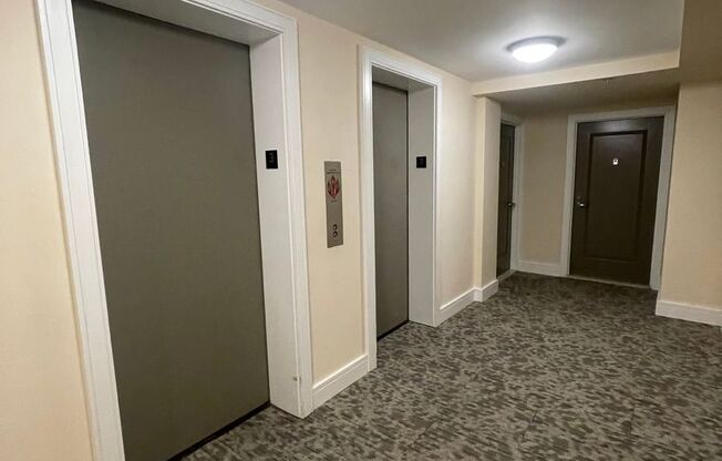 Studio, 1 bath, $1,830, Unit Apt S325