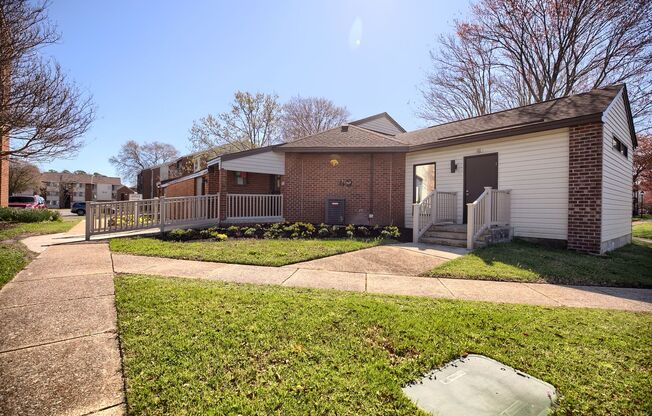 13 HAVERFORD CT