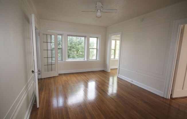 1 & 2 Bedroom Apartments in Downtown Indianapolis - Meridian Plaza Awaits You!