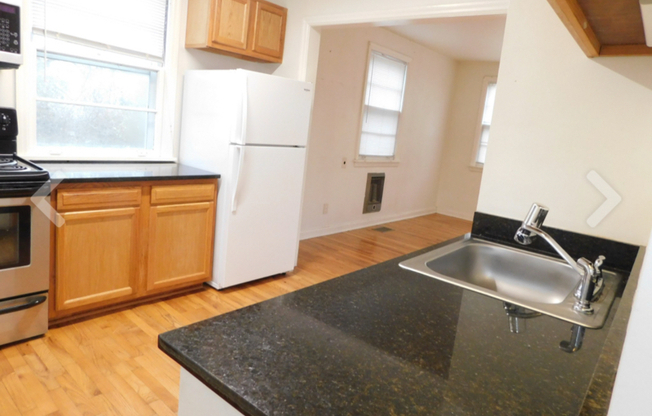 2801 SURREY RD