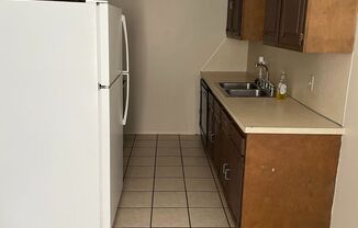 2 beds, 1 bath, 800 sqft, $625