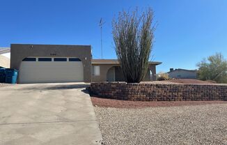 3 bedrm, 2 bath, enclosed AZ Room! Longterm unfurnished home!