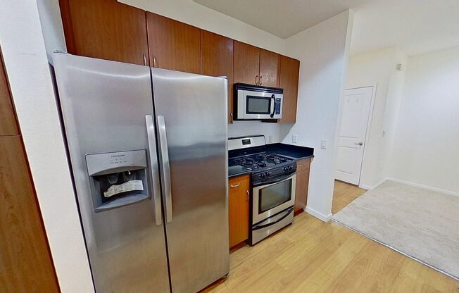 1 bed, 1 bath, $2,100