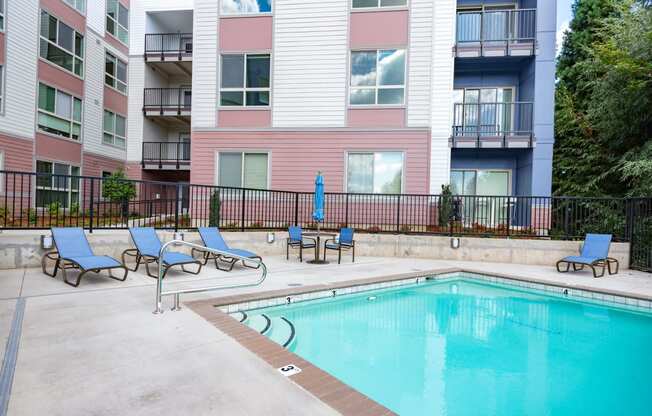 Windsor at Amberglen Apartments | Pool