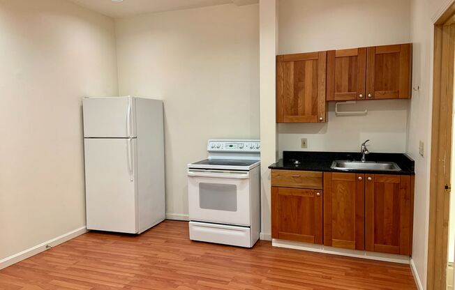 3644 Woodland Park Apartments are located in Wallingford