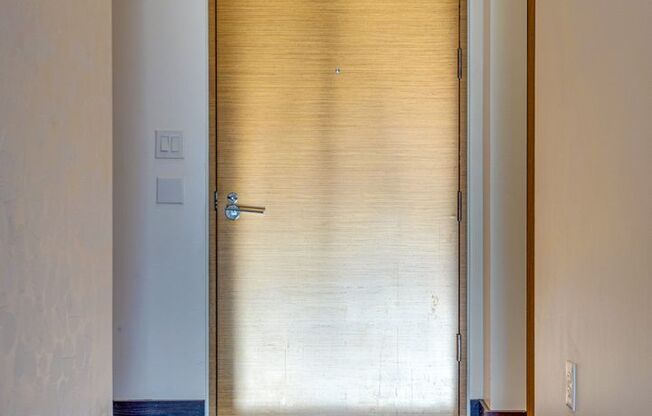 1 bed, 1.5 baths, $7,395