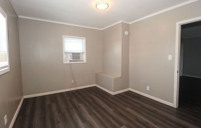 3932 Main St.