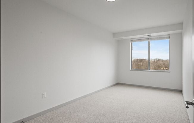 3 beds, 2 baths, 1,297 sqft, $2,545, Unit 207