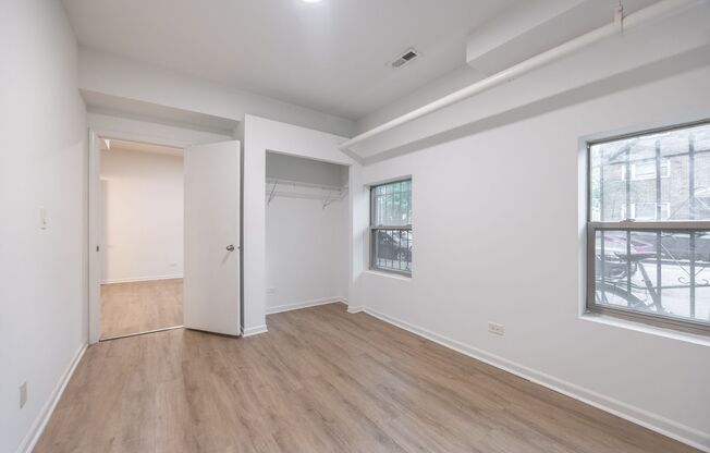 2 beds, 1 bath, $1,895, Unit 101
