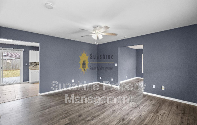 3017 CAMELOT BLVD