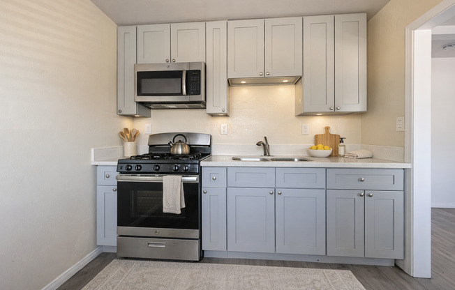 314 E 31st St, National City, CA 91950
