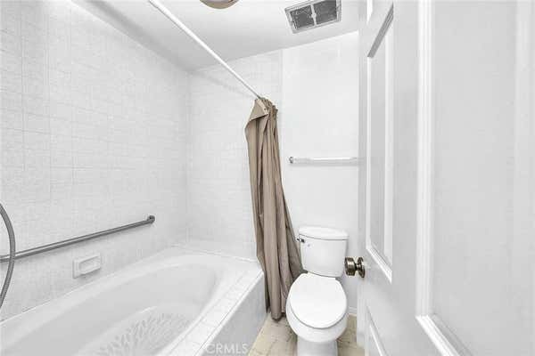 2 beds, 2 baths, 1,428 sqft, $3,100