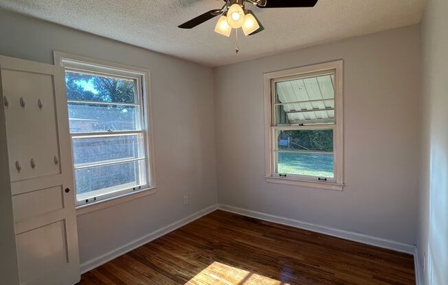 3 beds, 1 bath, $1,500