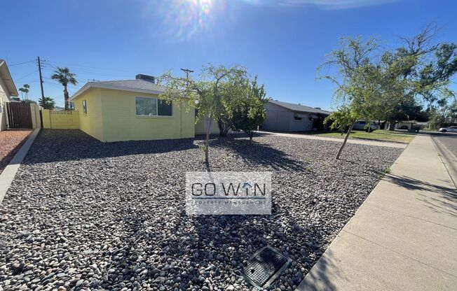 4 Bed/ 2 Bath - House With Backyard!