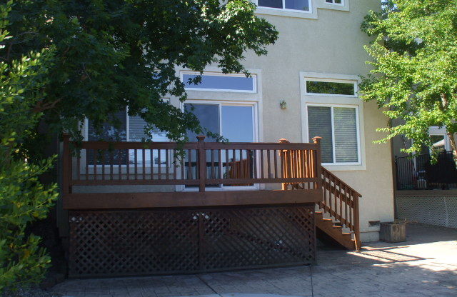 3 beds, 2.5 baths, $2,695