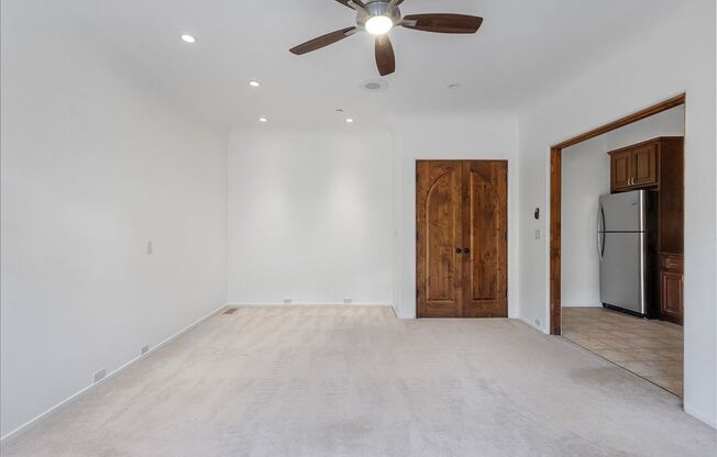 10141 Grandview Dr. #A-2 | Studio | 1 bath