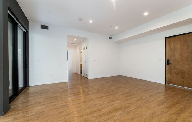 2 beds, 2 baths, 1,084 sqft, $4,200, Unit 313