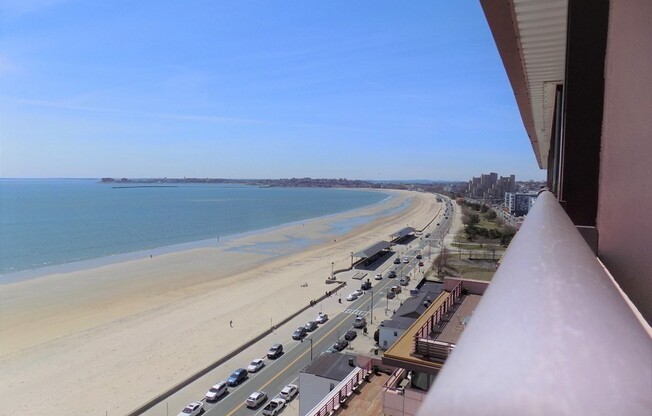 2 beds, 2 baths, 1,180 sqft, $3,200, Unit 13K