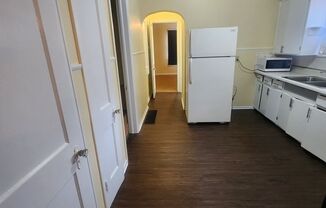 1 bed, 1 bath, $799