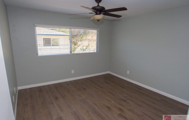 2 beds, 1 bath, $2,595