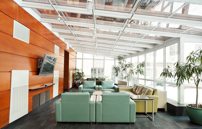 1 bed, 1 bath, 444 sqft, $3,300, Unit N3D