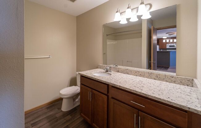 2 beds, 2 baths, 1,031 sqft, $1,425, Unit 3700112