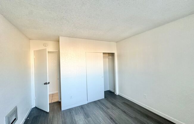 2 beds, 1 bath, 1,045 sqft, $2,550