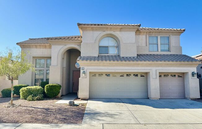 GOLF COURSE VIEW WITH STUNNING POOL!!