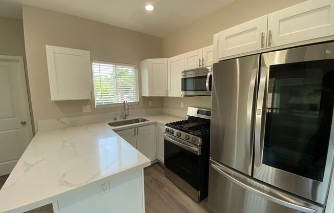 NEW (2023) 4BD/2BA!! Back gate exits right onto Montezuma Rd, Quick walk to campus!!