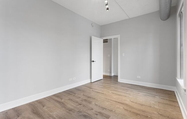 2 beds, 1 bath, 570 sqft, $2,500, Unit 301