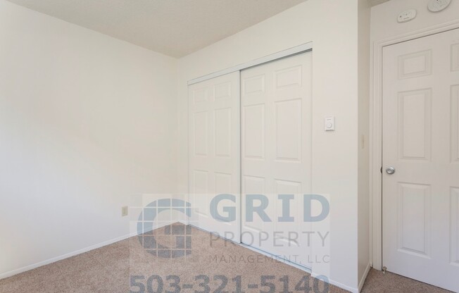 2 beds, 1 bath, $1,695, Unit A