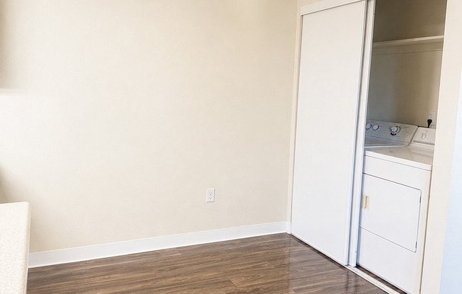 1 bed, 1 bath, 650 sqft, $1,495, Unit 142