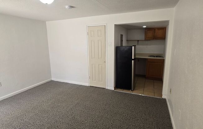 1 bed, 1 bath, $615