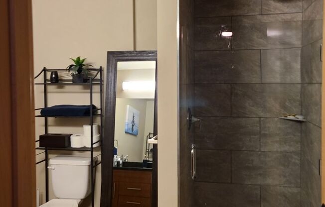 1 bed, 1.5 baths, 1,022 sqft, $1,750, Unit 204