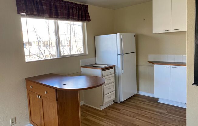1 bed, 1 bath, $1,474, Unit 9