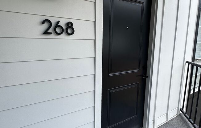 Fully Renovated 3BR/3BA Condo at Harper Flatts – Partially Furnished & Close to Auburn University!