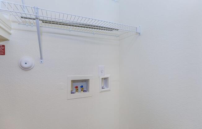 3 beds, 2 baths, 1,201 sqft, $1,461