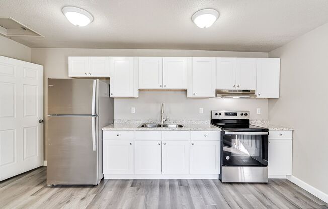 1 bed, 1 bath, 425 sqft, $999, Unit 3030 - i1B
