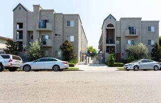 Las Colinas Apartments