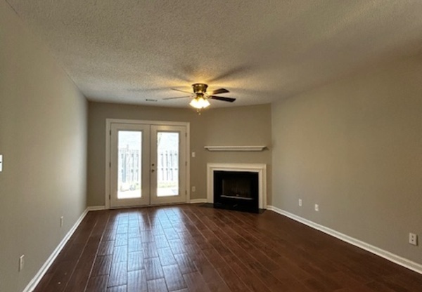 51 HERITAGE VLG LN