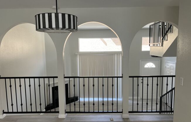 Spacious-Bright 3 Bedroom 2.5 Two story Bathroom Condo