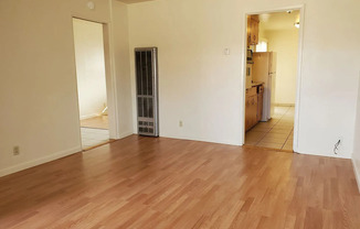 230 E San Salvador St.