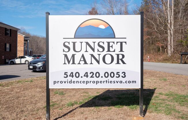 Sunset Manor Apartments