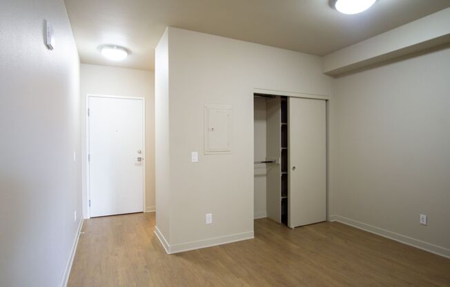 1 bed, 1 bath, $1,325