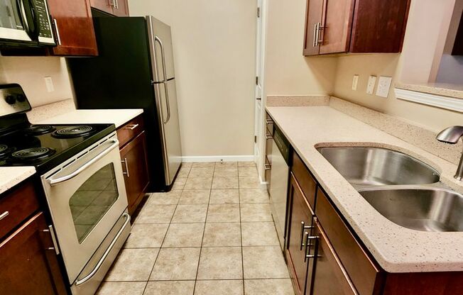 1 bed, 1 bath, $1,700